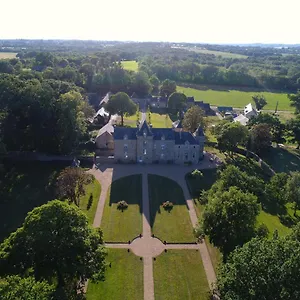 Château De Cadouzan Saint-Dolay