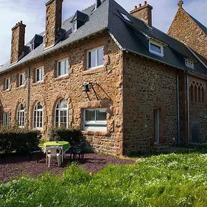 Le Presbytère Du Talbert Pleubian