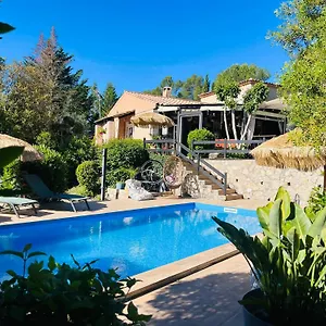 https://la-villa-callas.fr-provencehotel.com